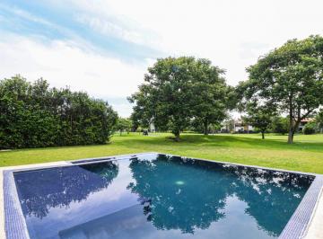 Casa de 5 habitaciones, Emiliano Zapata · Venta de Casa en Paraiso Country Club