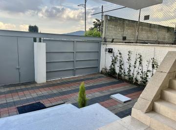 Casa · 318m² · 3 Recámaras · 4 Estacionamientos · Casa Remodelada, C. Las Aguilas, Villa Verdún, Calle con Vigilancia, Gran Jardín