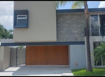 Casa de 4 habitaciones, Zapopan · Gran Casa a Estrenar!