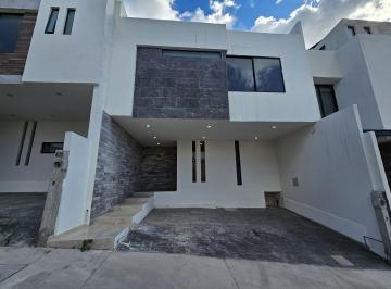 Casa de 4 habitaciones, San Luis Potosí · Casa en Venta, 4 Recamaras Lomas de Chapultepec Slp 8.5 Mdp