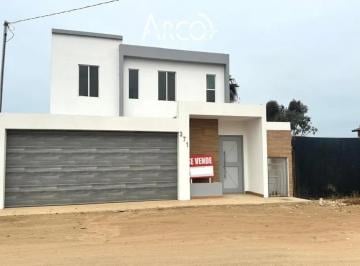 Casa · 158m² · 4 Recámaras · 2 Estacionamientos · Casa en Venta | Ex Ejido Chapultepec