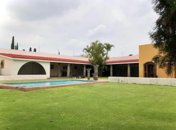 Casa · 580m² · 4 Recámaras · 8 Estacionamientos · Casa Tipo Hacienda en Venta, Fracc. Campestre Los Pinos, Zapopan, Jalisco.