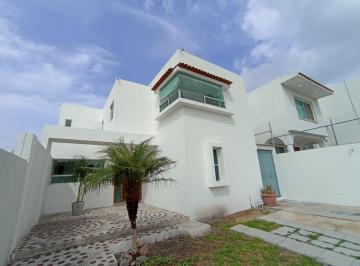 Casa de 3 habitaciones, Querétaro · Casa en Venta en Queretaro, Juriquilla. en Excelente Precio.