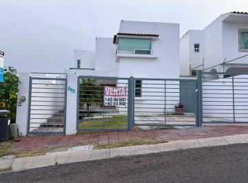 Casa de 3 habitaciones, Querétaro · Casa en Venta en Queretaro, Juriquilla. en Excelente Precio.