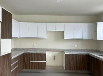 Casa en condominio de 3 habitaciones, Zapopan · Casa en Venta en Bugambilias Zapopan