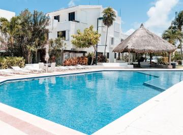 Casa · 520m² · 5 Recámaras · 2 Estacionamientos · Casa en Renta Villa Pescadores