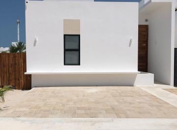 Casa de 3 habitaciones, Progreso · Casa en Venta en Chelem, Yucatán - Residencial Privado