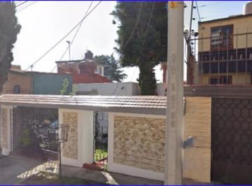 Casa de 2 habitaciones, Tlalnepantla de Baz · Casa en Venta Fraccionamiento Los Pirules Tlalnepantla de Baz Edo de Mex