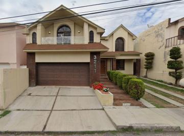 Casa de 5 habitaciones, Chihuahua · Vendo Casa en Chihuahua