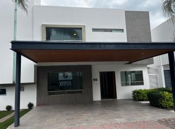 Casa de 3 habitaciones, Corregidora · ¡Tu Nuevo Hogar Te Espera en Portanova!