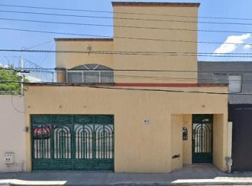 Casa de 3 habitaciones, Querétaro · Casa en Venta en Mercurio Santiago de Queretaro