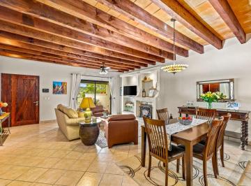 Casa de 5 habitaciones, San Miguel de Allende · Edificio Agave