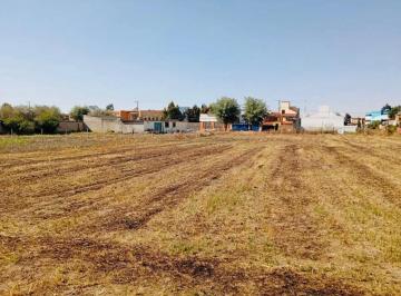 Terreno / Lote · 900m² · Venta de Lote de Terreno en Santa Cruz Muy Cerca del Centro de Metepec