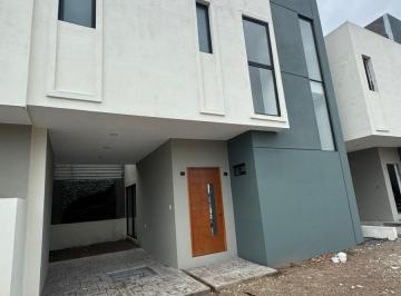 Casa en condominio · 3 Recámaras · 2 Estacionamientos · Casa en Condominio en Col. Nuevo Progreso