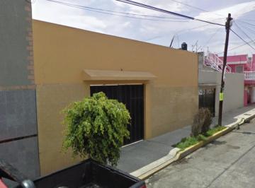 Casa de 3 habitaciones, Nezahualcóyotl · Casa en Venta en Nezahualcóyotl