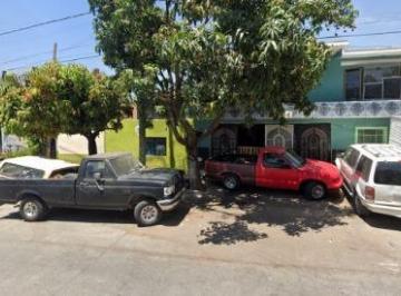 Casa de 4 habitaciones, Guadalajara · Vendo Bonita Casa en La Colonia Oblatos Poniente Guadalajara
