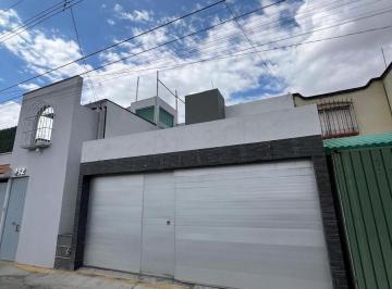 Casa · 137m² · 3 Recámaras · 2 Estacionamientos · Casa en Venta en Lomas del Sol