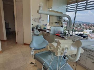Local comercial , Querétaro · Cubiculos Dentales Equipados en Renta Hospital H