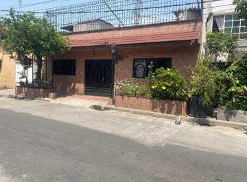 Casa de 5 habitaciones, Gustavo A. Madero · Casa Amplia Para Remodelar en Venta Gustavo A. Madero, Colonia Nueva Atzacoalco, Calle 319 Cdmx