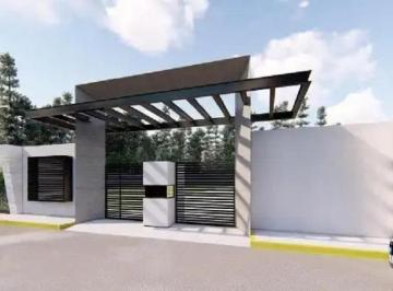 Terreno / Lote en Venta   · Terreno en Zona Residencial en Cuernavaca Morelos
