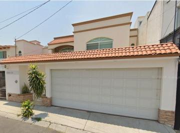 Casa de 5 habitaciones, Querétaro · Vendo Casa en Queretaro