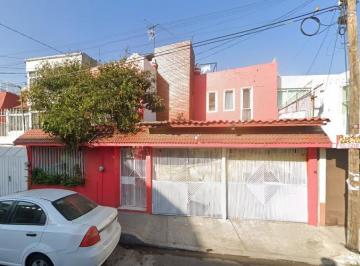 Casa de 4 habitaciones, Iztacalco · Casa en Venta en Militar Marte Iztacalco Excelente Oportunidad de Inversiòn Recuperaciòn Hipotecaria