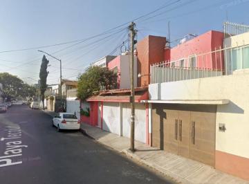 Casa de 4 habitaciones, Iztacalco · Casa en Venta en Militar Marte Iztacalco Excelente Oportunidad de Inversiòn Recuperaciòn Hipotecaria