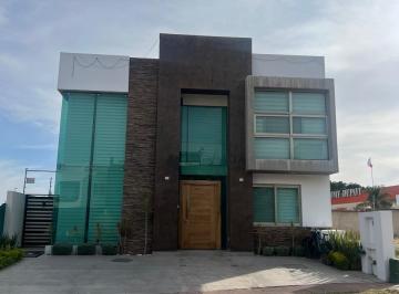 Casa de 4 habitaciones, Tlajomulco de Zúñiga · Residencia en La Rioja
