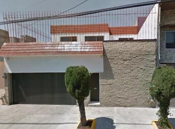 Casa de 3 habitaciones, Toluca · Venta de Casa en Americas Toluca de Lerdo
