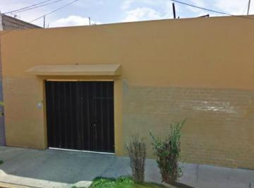 Casa de 3 habitaciones, Nezahualcóyotl · Casa en Venta C 17 Col Estado de Mexico, Nezahualcoyotl, Edo Mex.