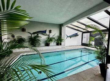 Casa de 4 habitaciones, Guadalajara · Casa en Venta en Circuito Madrigal