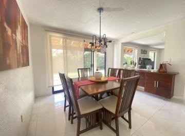 Casa de 4 habitaciones, Querétaro · Venta Casa en Campanario Frente Área Verde