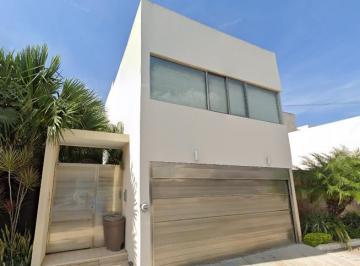 Casa de 3 habitaciones, Mérida · Casa en Venta en Fracc Montebello ¡Excelente Oportunidad de Inversiòn Recuperaciòn Hipotecaria!