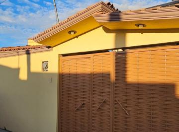 Calle, fachada exterior · Casa en Pachuca Hgo. con Excelente Ubicación