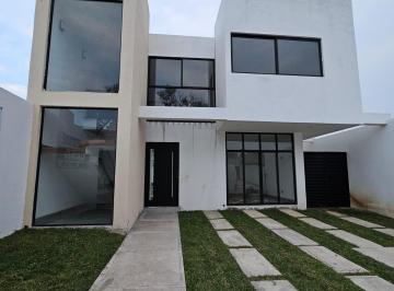 Casa de 3 habitaciones, Atlatlahucan · Casa Atlatlahucan, Morelos