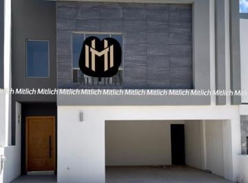 Casa · 238m² · 3 Recámaras · 2 Estacionamientos · Casa en Venta Valdivia $5,200,000