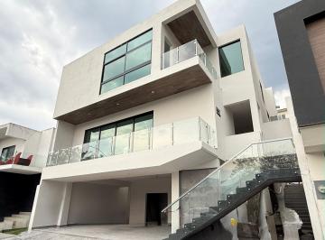 Casa de 3 habitaciones, Monterrey · Sierra Alta Casa en Venta en Monterrey N. L. Zona Carretera Nacional