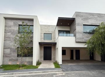 Casa de 4 habitaciones, Monterrey · Valle Alto Casa en Venta en Monterrey N. L. Zona Carretera Nacional