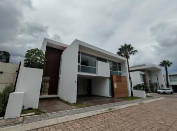 Casa en condominio · 404m² · 3 Recámaras · 2 Estacionamientos · En Venta Residencia Muy Amplia en Zona de Morillotla, Puebla
