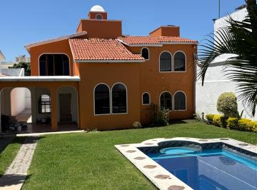 Casa de 4 habitaciones, Cuernavaca · Bonita Casa en Zona Dorada