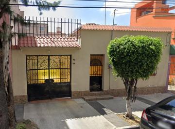 Casa de 3 habitaciones, Gustavo A. Madero · Casa en Venta en Carolina, Col. Industrial, Gustavo A. Madero, Cdmx