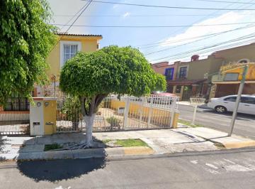 Casa de 2 habitaciones, Querétaro · Casa en Venta en Plazas del Sol 2da Secc, Santiago de Querétaro.