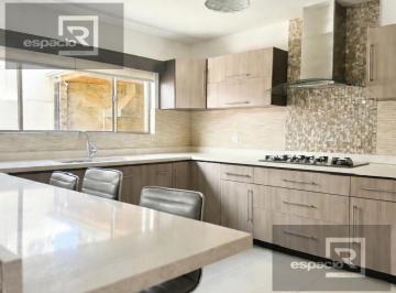 Casa · 437m² · Casa en Venta en San Francisco
