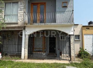 Casa · 92m² · 3 Recámaras · 1 Estacionamiento · Casa en Dos Niveles en Fraccionamiento Pueblo Nuevo, Chalco