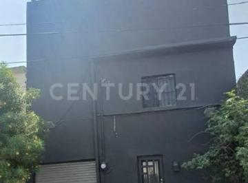 Bodega comercial · 335m² · 3 Estacionamientos · Bodega en Renta en Col. Treviño en Monterrey