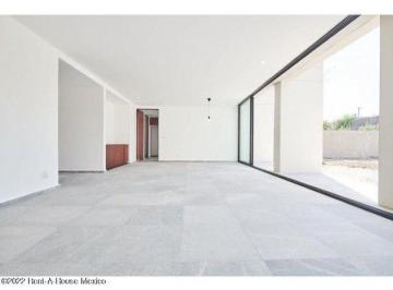 Departamento de 3 habitaciones, Querétaro · Santa Fe Juriquilla. Renta - Departamento Semiamueblado, 3 Recámaras Área de Tv