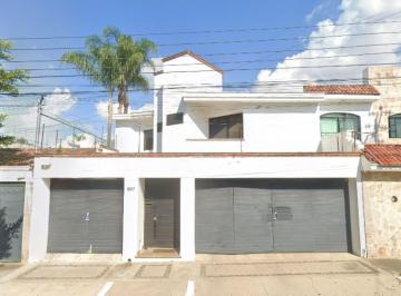 Casa de 4 habitaciones, Zapopan · En Venta Casa en Jardines de Guadalupe Zapopan Jalisco