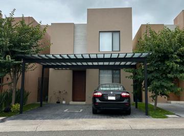Casa · 134m² · 3 Recámaras · 2 Estacionamientos · Casa en Venta Zibata Queretaro