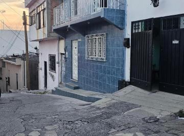 Calle · Casita en Venta en La Col. Carolina, Centro, Cuernavaca, Mor.