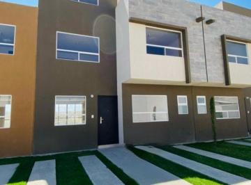 Casa · 100m² · 2 Recámaras · 2 Estacionamientos · Casa en Calimaya